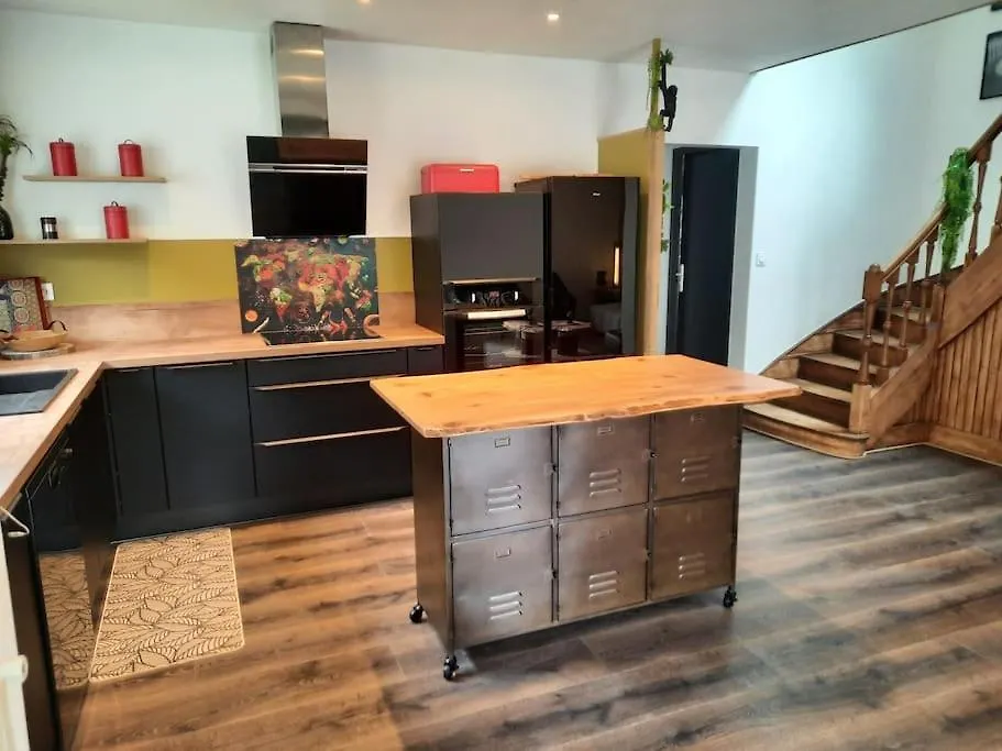 Holiday home Maison Avec Jardin Pres De Luchon Cazaux-Layrisse