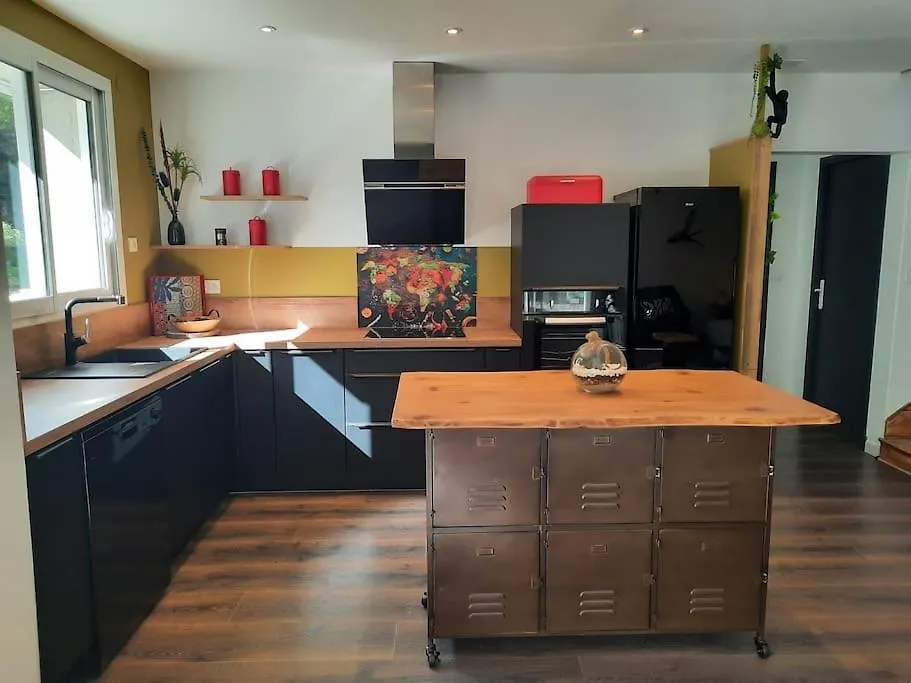 Holiday home Maison Avec Jardin Pres De Luchon Cazaux-Layrisse